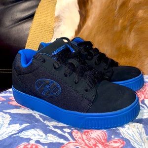 Heelys kids size 1